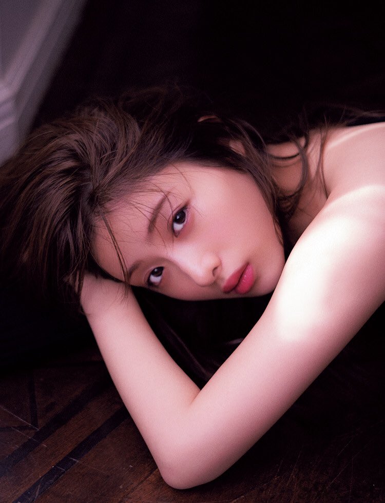 D4ALBEsUUAAJ0Mk.jpg:orig