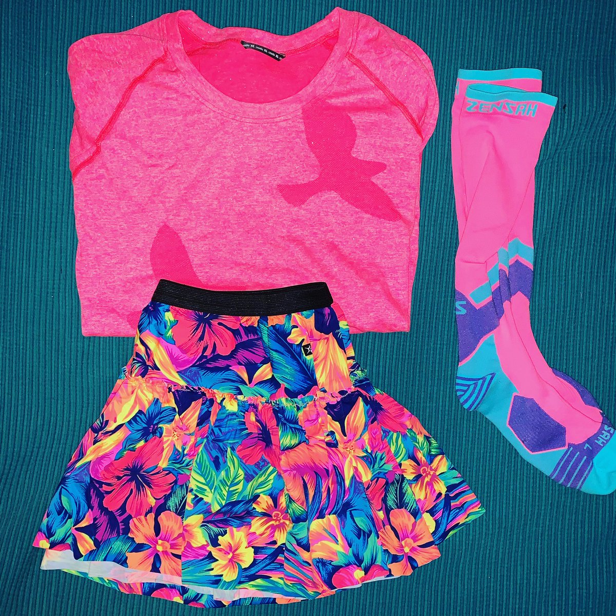 HeatherRuns13_1's tweet photo. Quick and lazy #FlatHeather for @CARARuns #Lakefront10Mile before bed. Who should I look for on the course? Good luck runners! #oisellevée #ilvolée #werunsocial #teamzensah #runCHI #runchat #teamsparkle https://t.co/fKmsxCbRkQ
