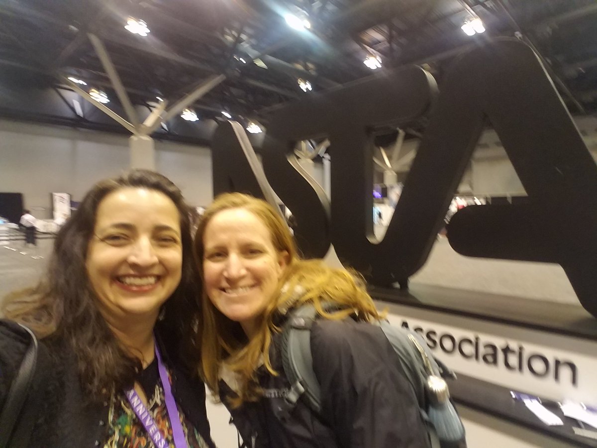 MelanieShedd's tweet image. Enjoyed going to #NSTA19 with the entire @PrincipiaSchool Upper School Science Team.  We did not get a group shot of us all.  Can't wait to debrief at our next Department meeting.  So much food for thought! #Printeachersonfire #SciEd #PrinPD