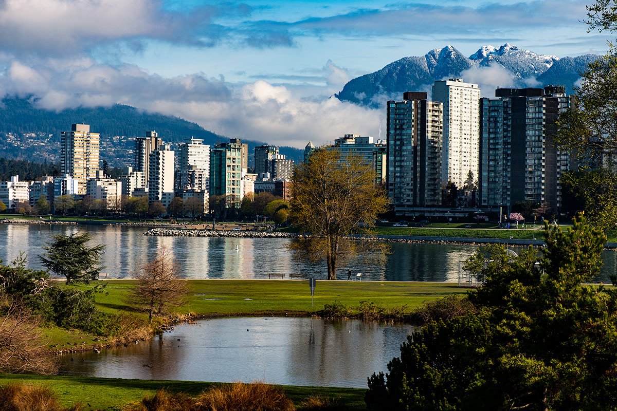 bigsnit's tweet photo. Our last workshop day at Museum of Vancouver for Digital Ladders. Such a great time with such a great group. Here's the view from our the room we were working in, one of a trio of photos for Instagram today. https://t.co/lMdFJSv0SZ #digitalladders #museumofvancouver https://t.co/iidAZPStEZ