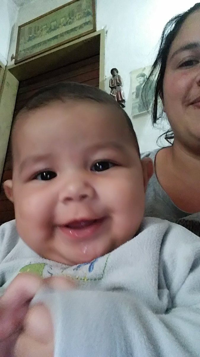 jaz_freak's tweet photo. Sonrisa de bebé https://t.co/IHxfYLsFdI