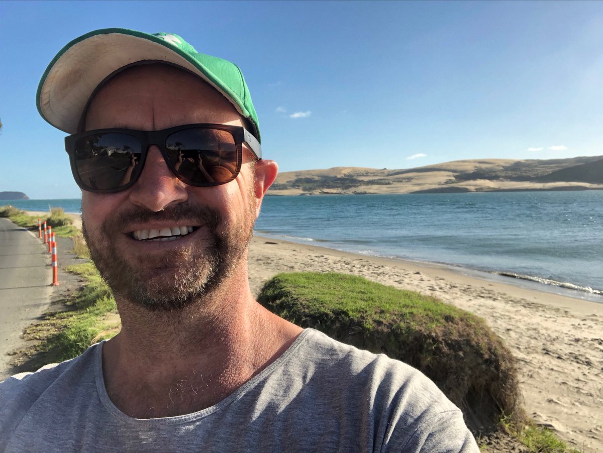 Evan_Bateup's tweet photo. Got to be in the running for the most stunning place in nz. #hokianga #opononi https://t.co/lBTSE7QEny
