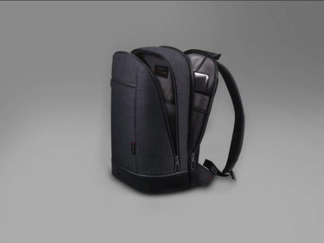 andro4all's tweet photo. ¿Pensando en cambiar tu vieja mochila? Echa un ojo a esto... https://t.co/ivCQ2dY76u #Accesoriosparamóvil #AccesoriosAndroid https://t.co/jY95TQ8OxP