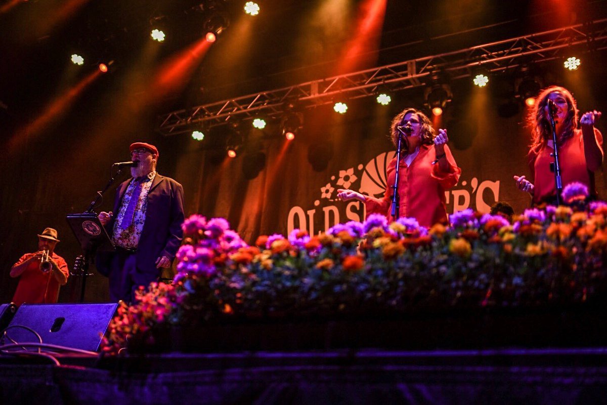 Do512's tweet image. .@BlackPumasMusic and @shinyribs closing out the night at @oldsettler Music Festival | #do512 #osmf 📷 Renee Dominguez
