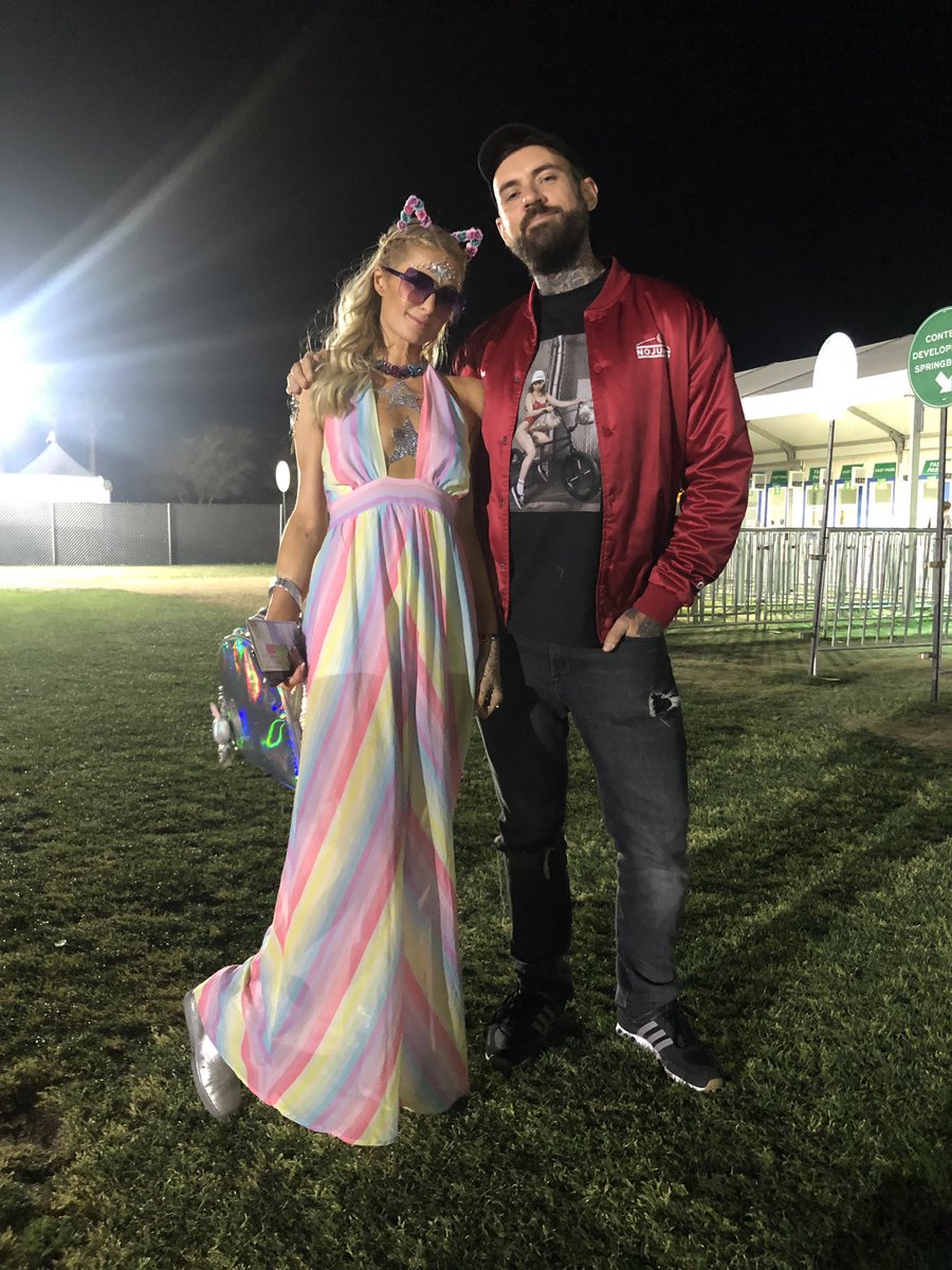 green emerald velvet dress Riley reid t-shirt  rvdesignprint