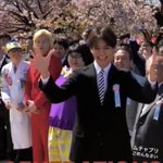 電気には低圧と高圧があり 高圧電気は触らなくても感電する 鉄塔に近づいてはいけない理由や身近にあるもので感電する可能性の話 Togetter 電気には低圧と高圧があり 高圧電気は触らなくても感電する 鉄塔に近づいてはいけない理由や身近にあるもので感電する可能性の話 Togetter