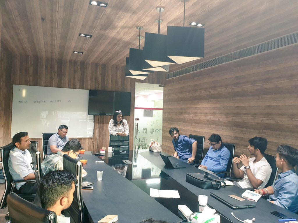 ZeniArora's tweet photo. #BurgeonLaw × @RomaPriya2 conducted a super interactive Workshop on the legalities of starting a business in India and Raising Funds and ancillary issues like protecting intellectual property and compliances involved, at India Accelerator. https://t.co/vZFv2XPHIi