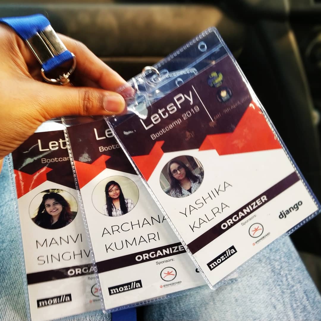 archanaserver's tweet photo. Team work makes the dream work!๐๐ซ
Grateful for these amazing, strong, beautiful and inspiring ladies for being a part of this journey!
Excited for more adventures with you girls!!๐๐๐
@Yashika_Kalra_ @manvisinghwal #letspy2019 #girlscript #womenintech #WomenCan #womenwhocode https://t.co/vYslccFYOu