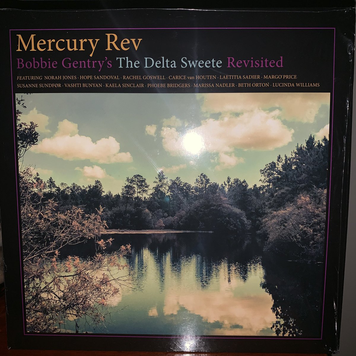 BernardZuel's tweet photo. Bobbie second hand is still first rate. ##saturdayvinyl #bobbiegentry #mercuryrev #norahjones #hopesandoval #rachelgoswell #caricevanhouten #laetitiasadier #margoprice #susannesundfør #vashtibunyan #kaelasinclair #phoebebridgers #marissanadler #bethorton #lucindawilliams https://t.co/fCDjPo7CMX