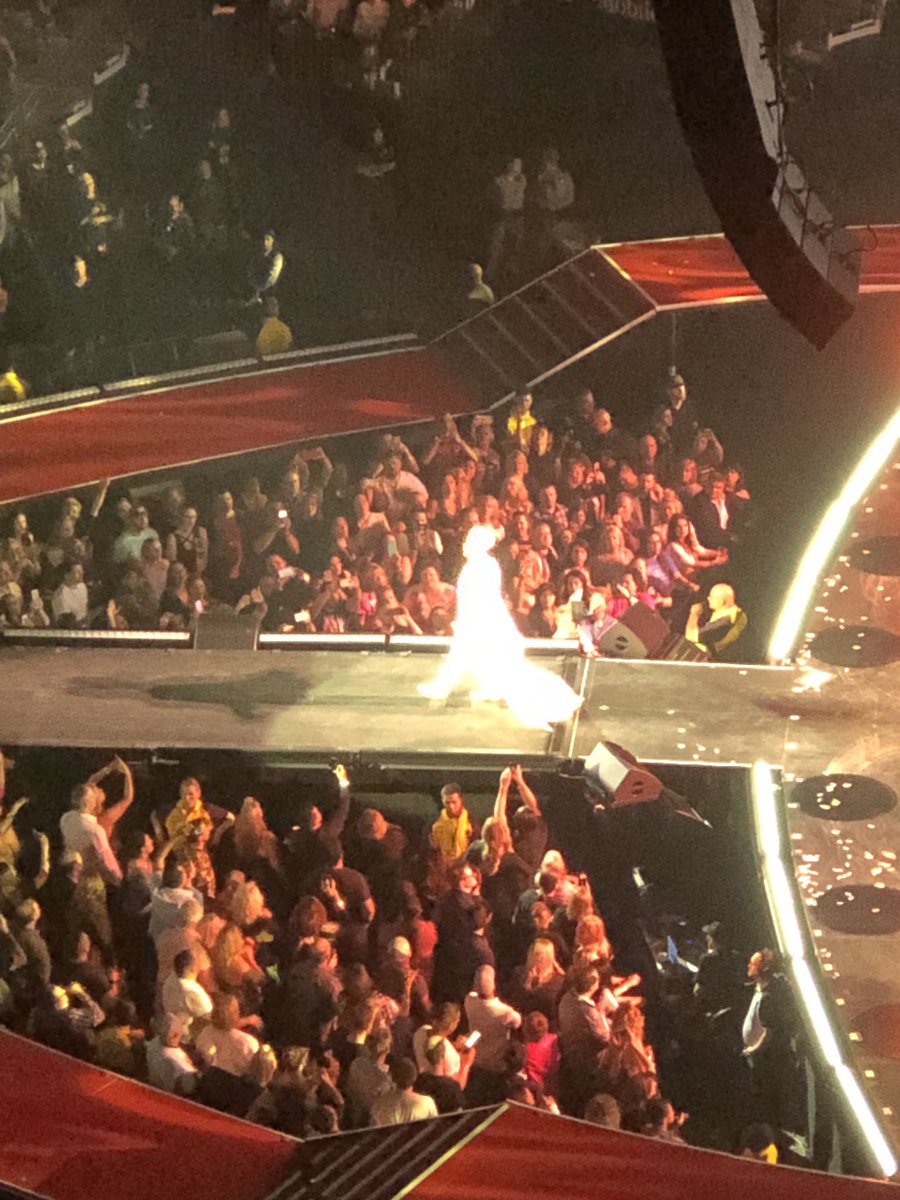 #BeautifulTraumaTour should be called #BeautifulHumanTour. @Pink is incredible on all levels. Love her so so much. Best concert ever!!!! #dreamfulfilled