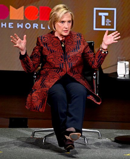 HillaryPix's tweet photo. “One of the worst things this administration could do is separate children and not have a system in place. I would go to the tech companies and say, ‘you’ve got 15 days, give me a system. That’s what somebody who’s trying to solve the problem would be doing" @HillaryClinton #WITW https://t.co/fdQHnxZL6T