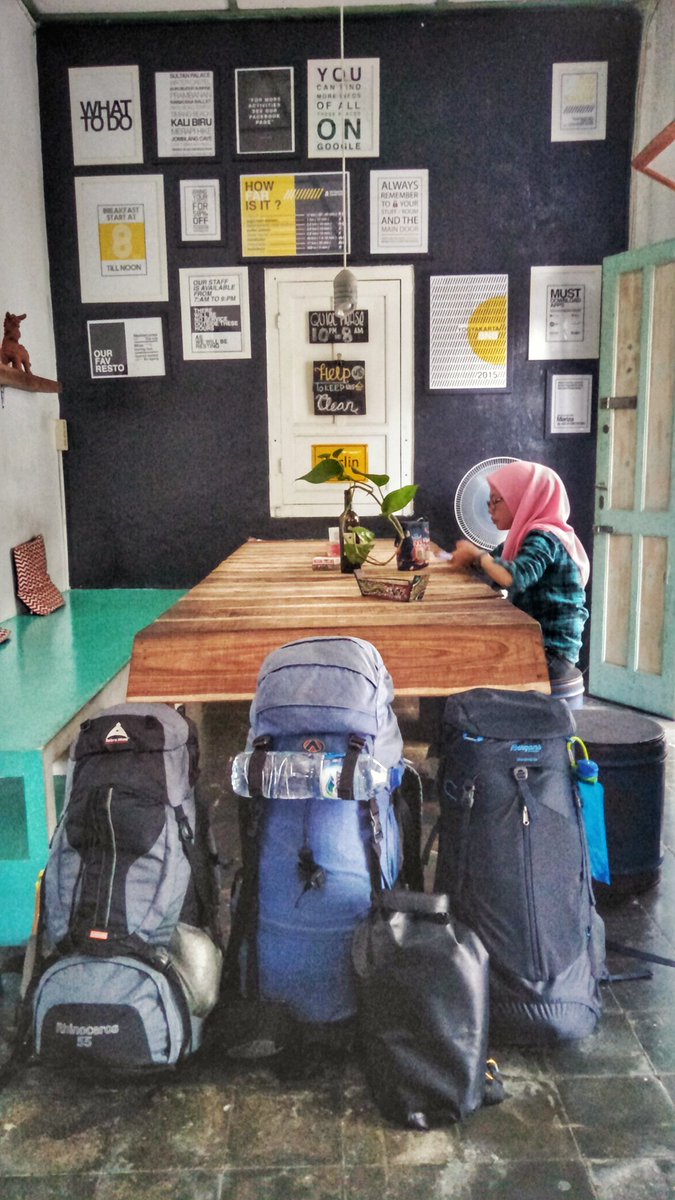 hendgand's tweet photo. Short escape before hiking to stay in one of the comfort backpackers hostel https://t.co/wzj7khK3Mc