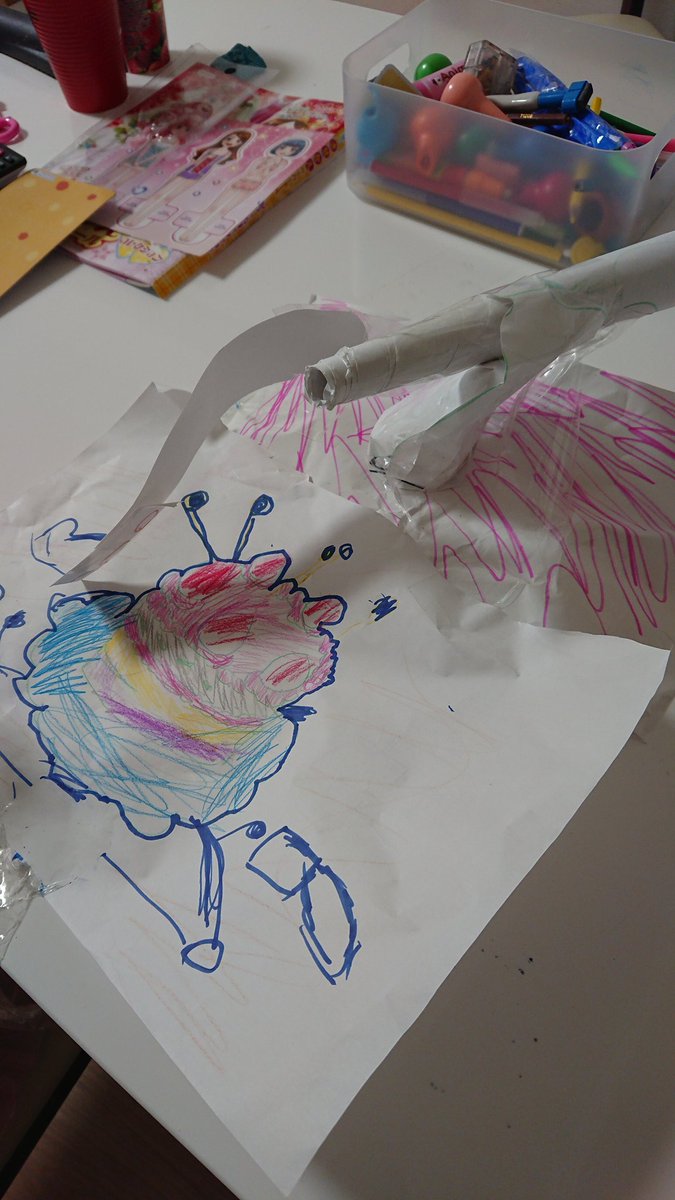 nyagemitsu's tweet photo. my 4 year old made an auto cake maker #kidscrafts https://t.co/fU7OvLLyKT
