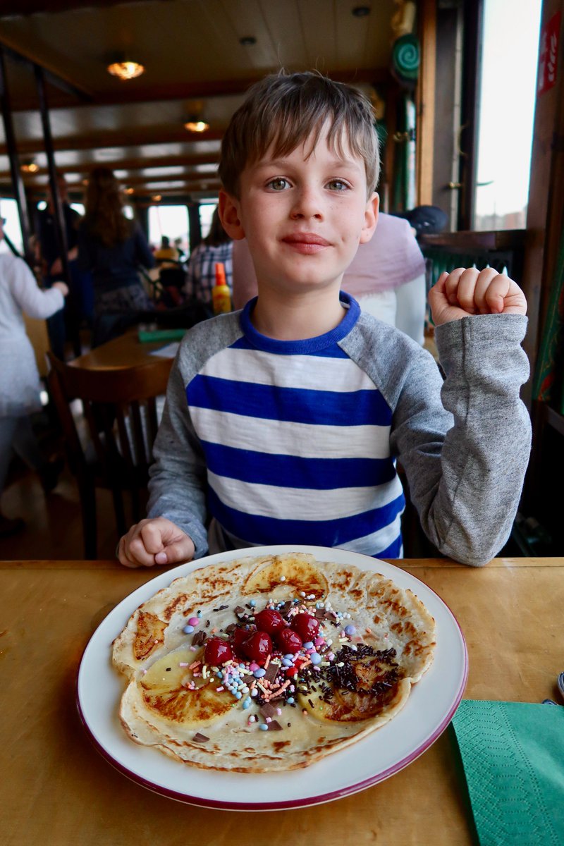 MudpieFridays's tweet photo. AD Presstrip Yesterday was our first full day @LoveRotterdam we spent most of the day at the @maritiemmuseum before exploring and having dinner on the @PKB_Rotterdam. Kipper &amp; Hubby have also now joined us and we looking forward to the zoo today #LoveRotterdam #familytravelblog https://t.co/BR8xowCW6K
