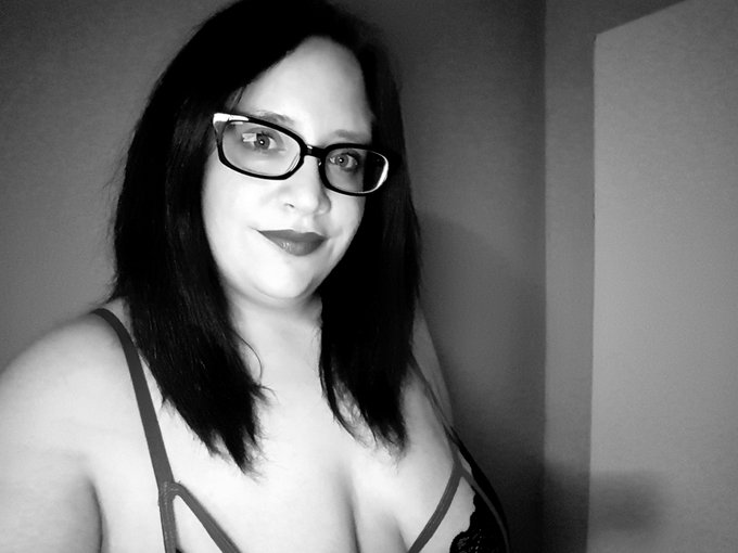 Einen wundersch&ouml;nen Samstag euch allen und viel spa&szlig; heute, wer muss den gleich auch einkaufen und hat<a href="/tag/sexy"class="tags"><span>#sexy</span></a><a href="/tag/saturdaymorning"class="tags"><span>#saturdaymorning</span></a><a href="/tag/jessicagold"class="tags"><span>#jessicagold</span></a>