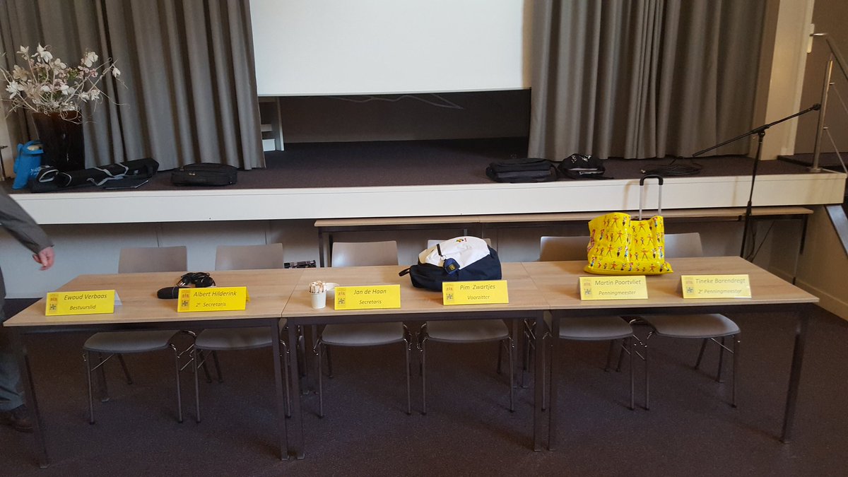 Onze voorzitter en secretaris zijn al present AV District Zuid-Holland te Groot Ammers