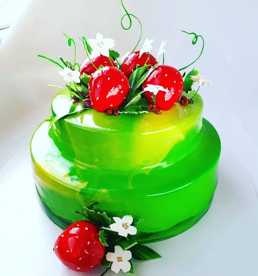 EmaEmanuela93's tweet image. Yumm🍓#springcake