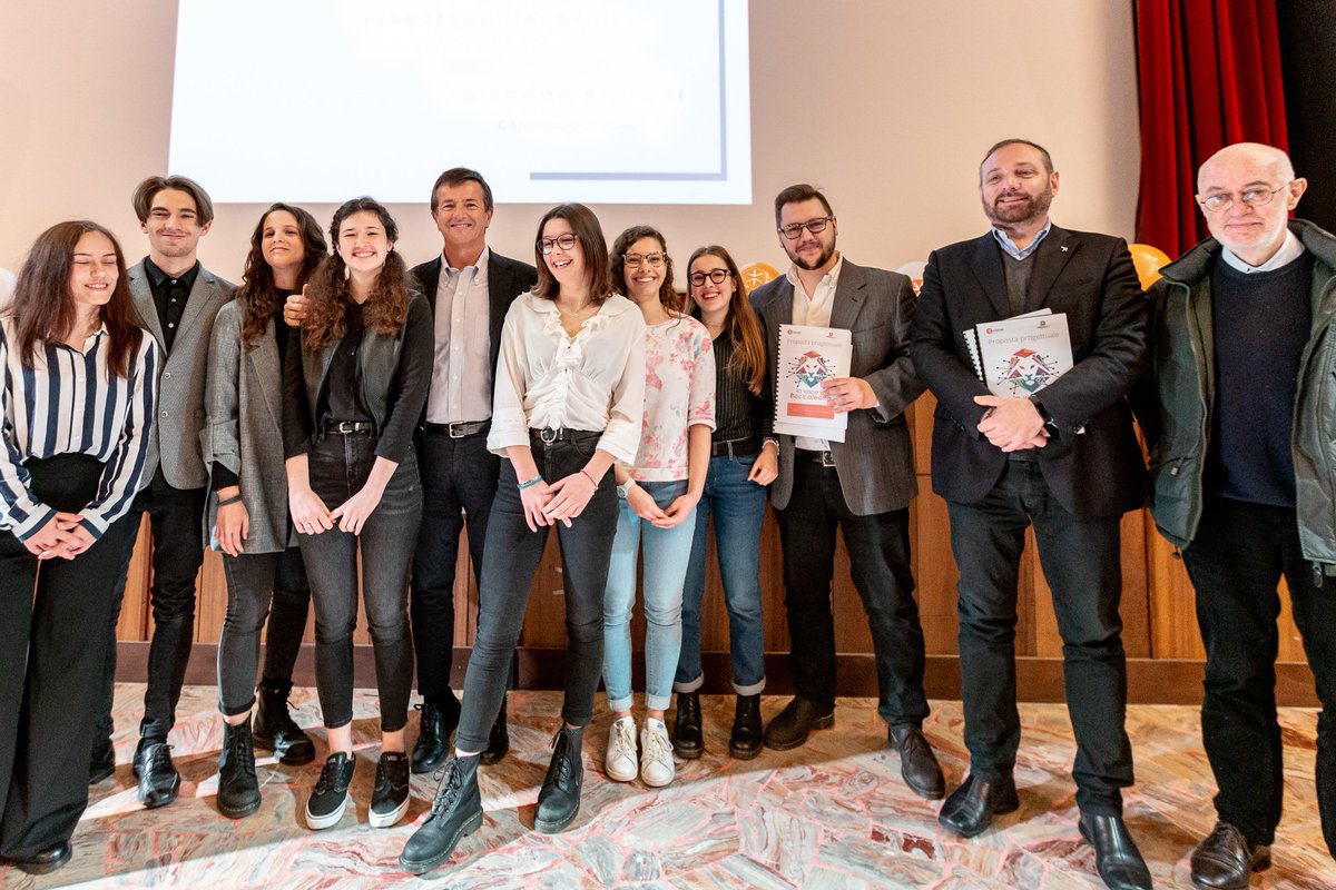 FondazioneCESVI's tweet photo. Grazie a Giorgio Gori, sindaco di Bergamo, e ai candidati sindaco Nicholas Anesa, Francesco Macario, Giacomo Stucchi per aver ascoltato le proposte degli studenti di #Agente0011 #Missioneinclusione per rendere più inclusiva la città! E grazie alla Presidente Cesvi Gloria Zavatta! https://t.co/pVvADYuKYD