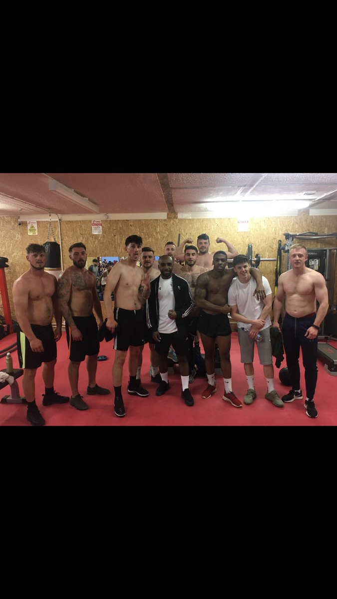 UppercutsFc's tweet photo. Boys were in the arena Thursday night putting in the work, ahead of our cup game tomorrow. They are raring to go #gustosowarriors https://t.co/0pvEmpBxYn