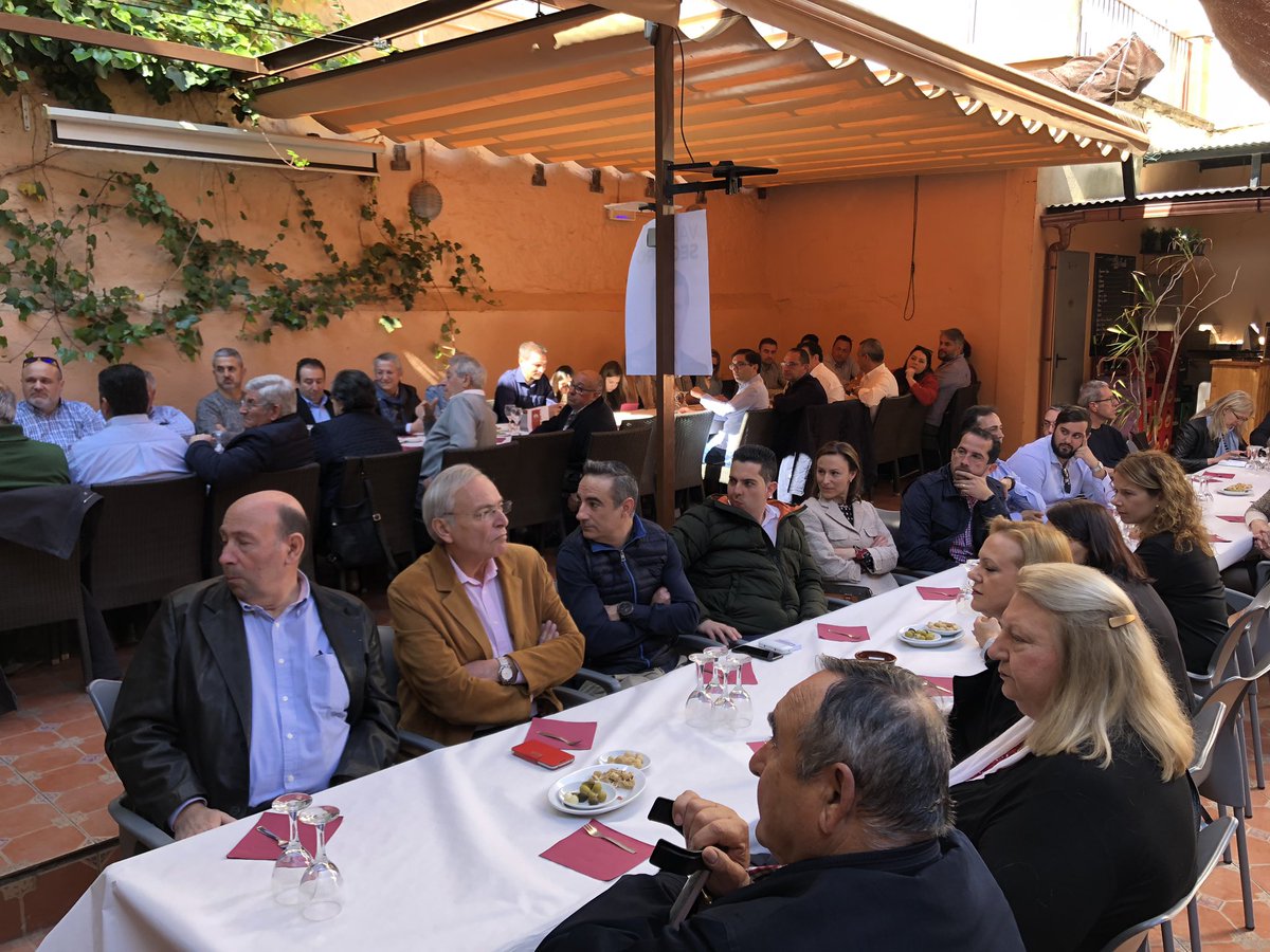 Bailach's tweet photo. Almuerzo Comarcal de la campaña a las generales y autonómicas en Almàssera. @pablocasado_ presidente de España 🇪🇸 e @isabelbonig primera presidenta de la Generalitat!!!. Entre todos será posible este cambio necesario. #28A
#PopularesValorSeguro
#FemComarca
#FemPartit https://t.co/YkqOLyaQz7