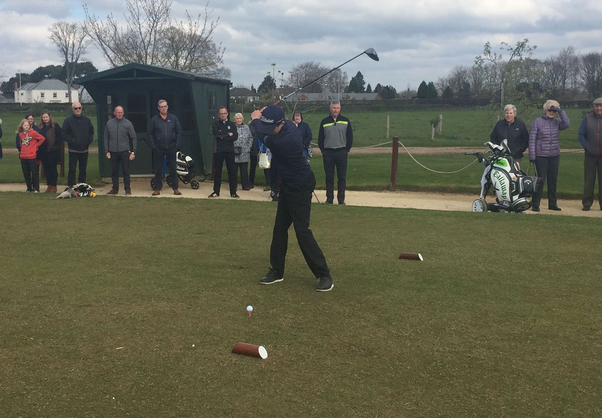 Carlisle Junior Captain for 2019 Cameron Carter drives into office with an impressive distance of 190 yards.  Well done Cameron and have a fantastic year.
