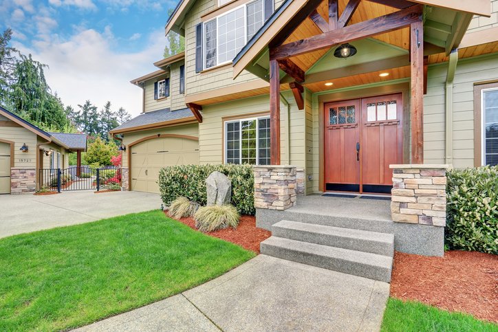 lizlockerman's tweet photo. Living Large - Why It's Time To Buy That Big House https://t.co/phDCkxhXzh https://t.co/tdLMw68O9q