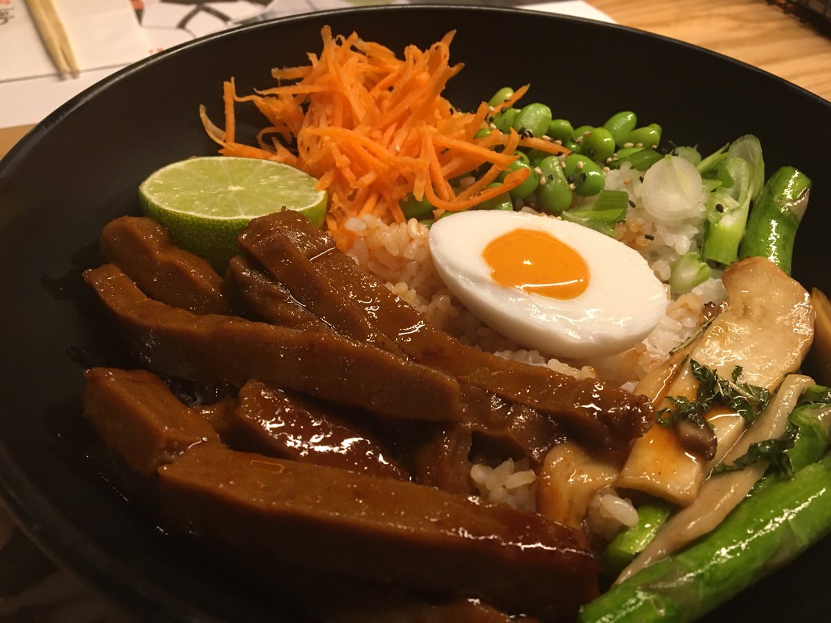 CannyFood's tweet photo. I’ll report back on @avantgardevegan’s @wagamama_uk #noodlelab collaboration! #Vegan https://t.co/yqLG6f3Ggd