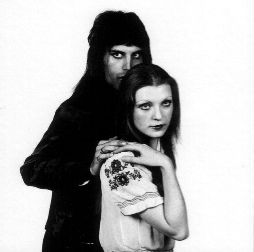 mercurysarchive's tweet photo. Freddie Mercury and Mary Austin photographed my Mick Rock in 1973.
#FreddieMercury https://t.co/pJSbM21eN9