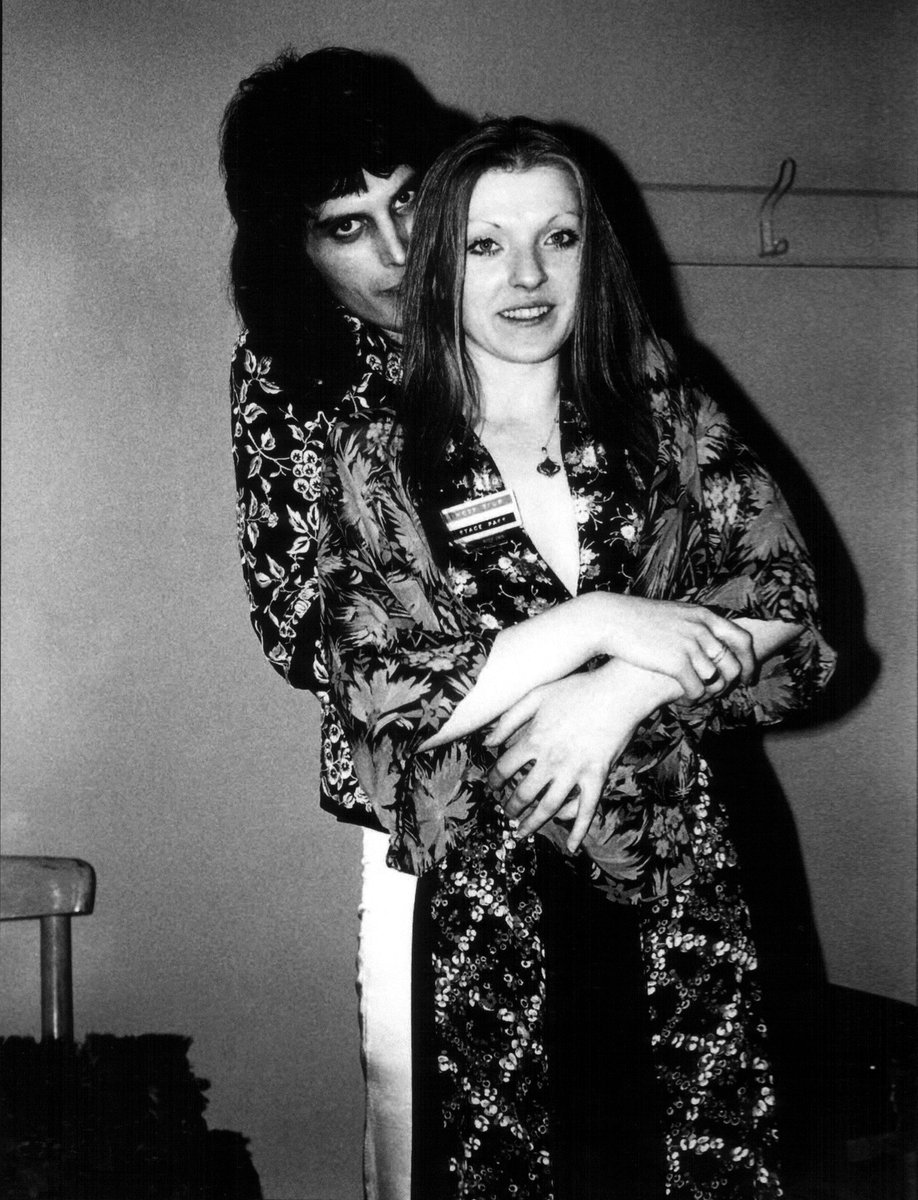 mercurysarchive's tweet photo. Freddie Mercury and Mary Austin photographed my Mick Rock in 1973.
#FreddieMercury https://t.co/v8YqjmPVxu