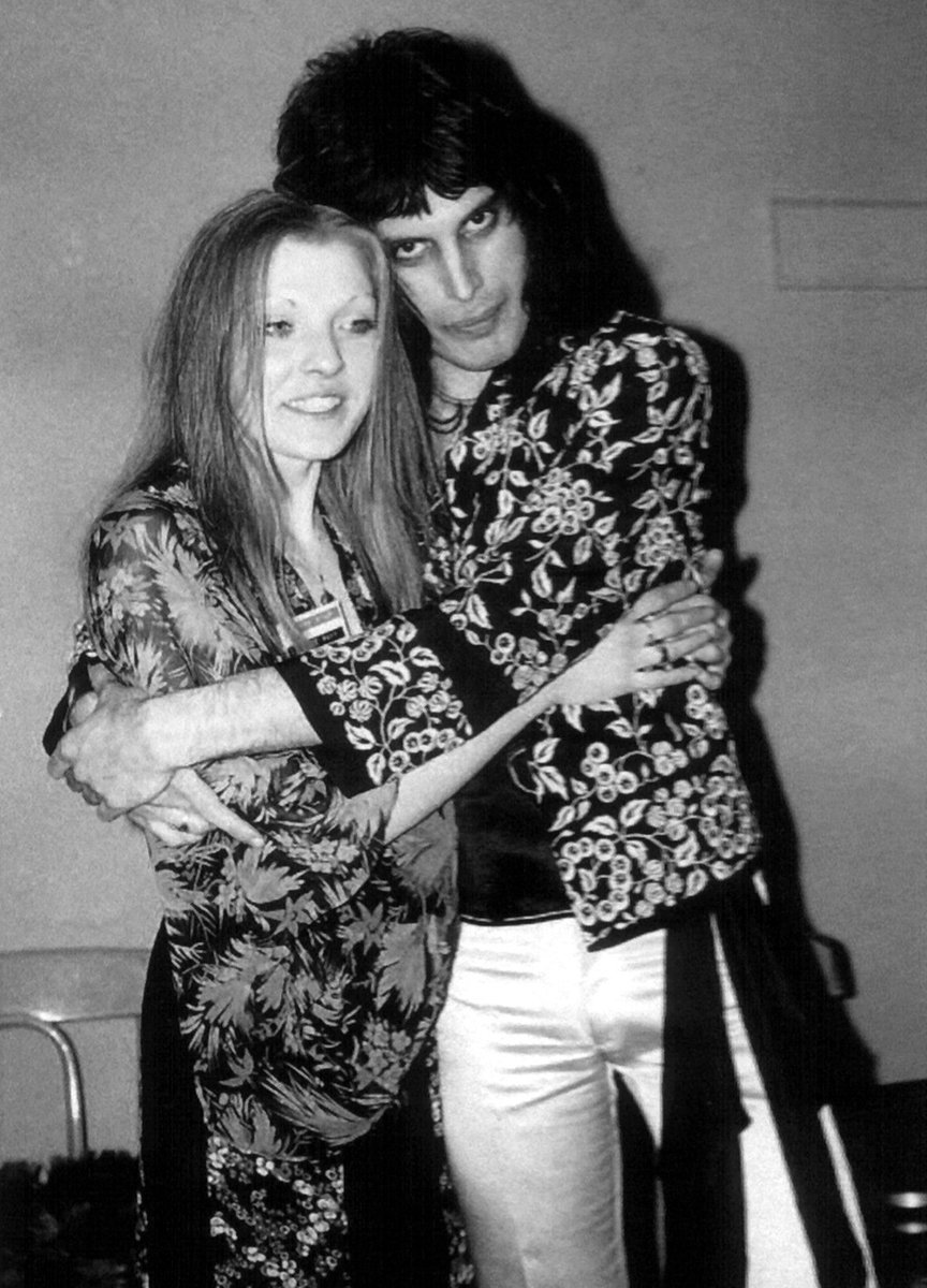 mercurysarchive's tweet photo. Freddie Mercury and Mary Austin photographed my Mick Rock in 1973.
#FreddieMercury https://t.co/v8YqjmPVxu