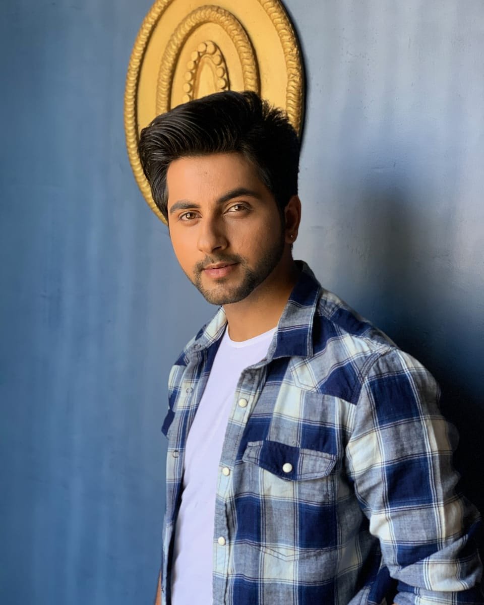gaurav_sareen15's tweet photo. Look good, Feel good, Do Good๐
#saturdaystyle
.
.
.
.
#smartlook #SaturdayStyle #saturdaymotivation #happiness #SaturdaySpecial #SaturdaySale #SaturdayNight #dedicationforwork #SaturdayNightFever #SaturdayShoutOut (#SS) https://t.co/bwfXbBH6nP