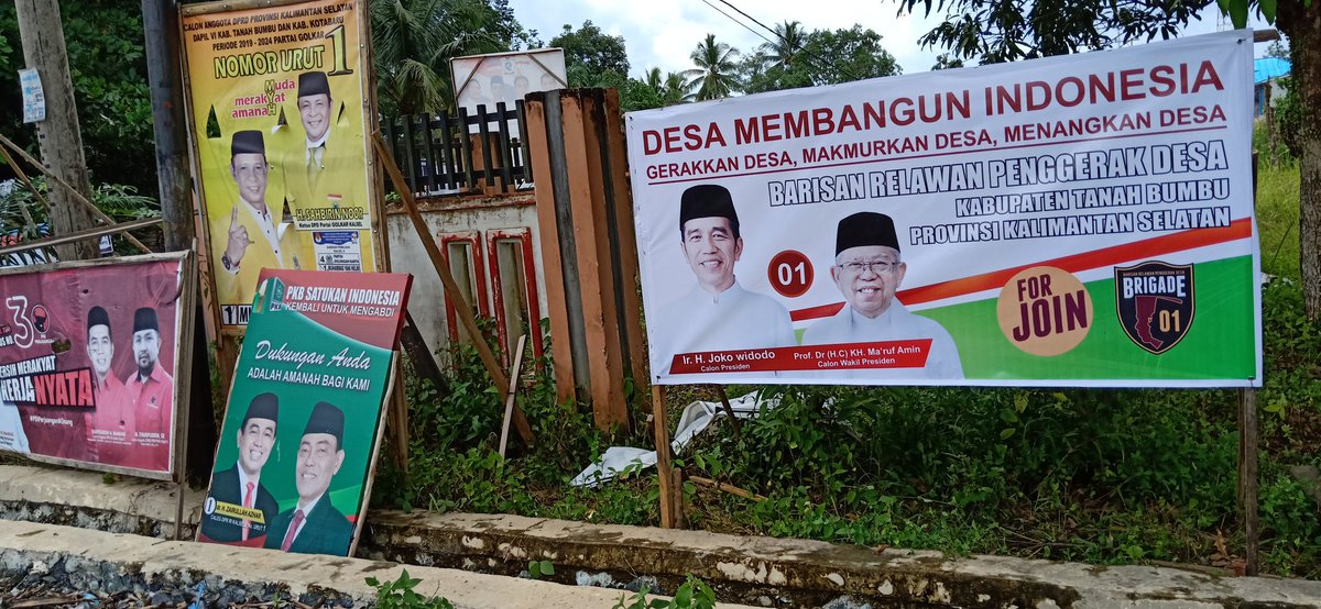 #RabuPutih
<a href="/jokowi/">Joko Widodo</a> <a href="/KHMarufAmin_/">K.H. Ma’ruf Amin</a> <a href="/cakimiNOW/">A Muhaimin Iskandar</a> <a href="/EkoSandjojo/">Eko P. Sandjojo</a> <a href="/SyaifulHooda/">Syaiful Huda</a> @JOINKalsel