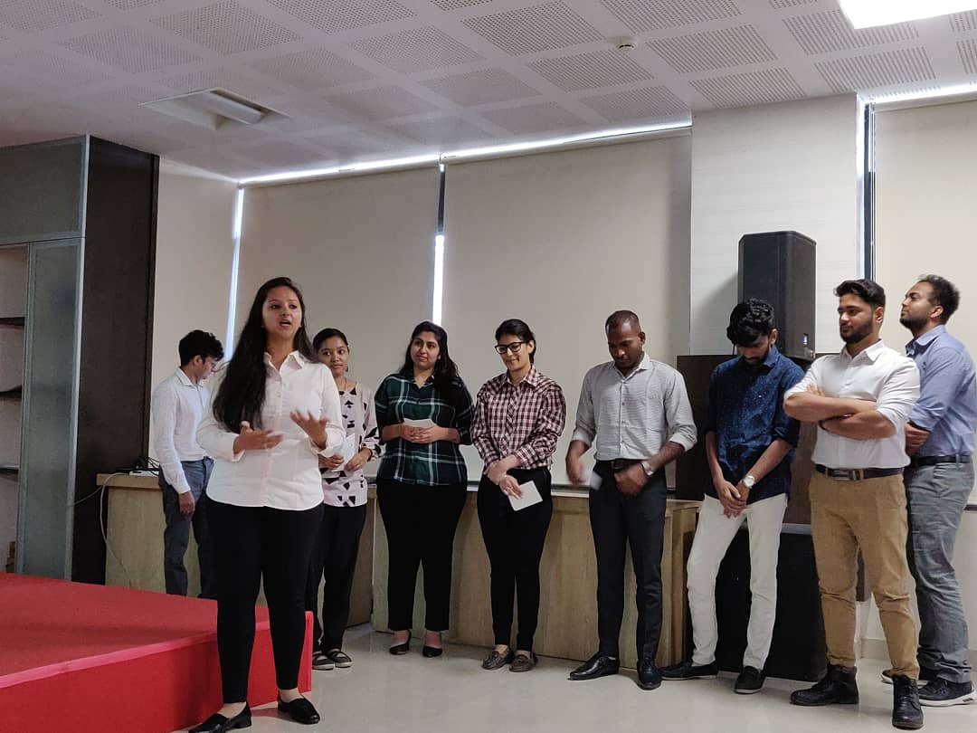 stpaulsice's tweet photo. One group of our advertising students presenting their strategies to promote their live client, Jokotta Discoveries.
.
Good job, guys!
.
#DiplomaInAdvertising #AdvertisingBatch #MediaSchool https://t.co/3lplGwAWW4