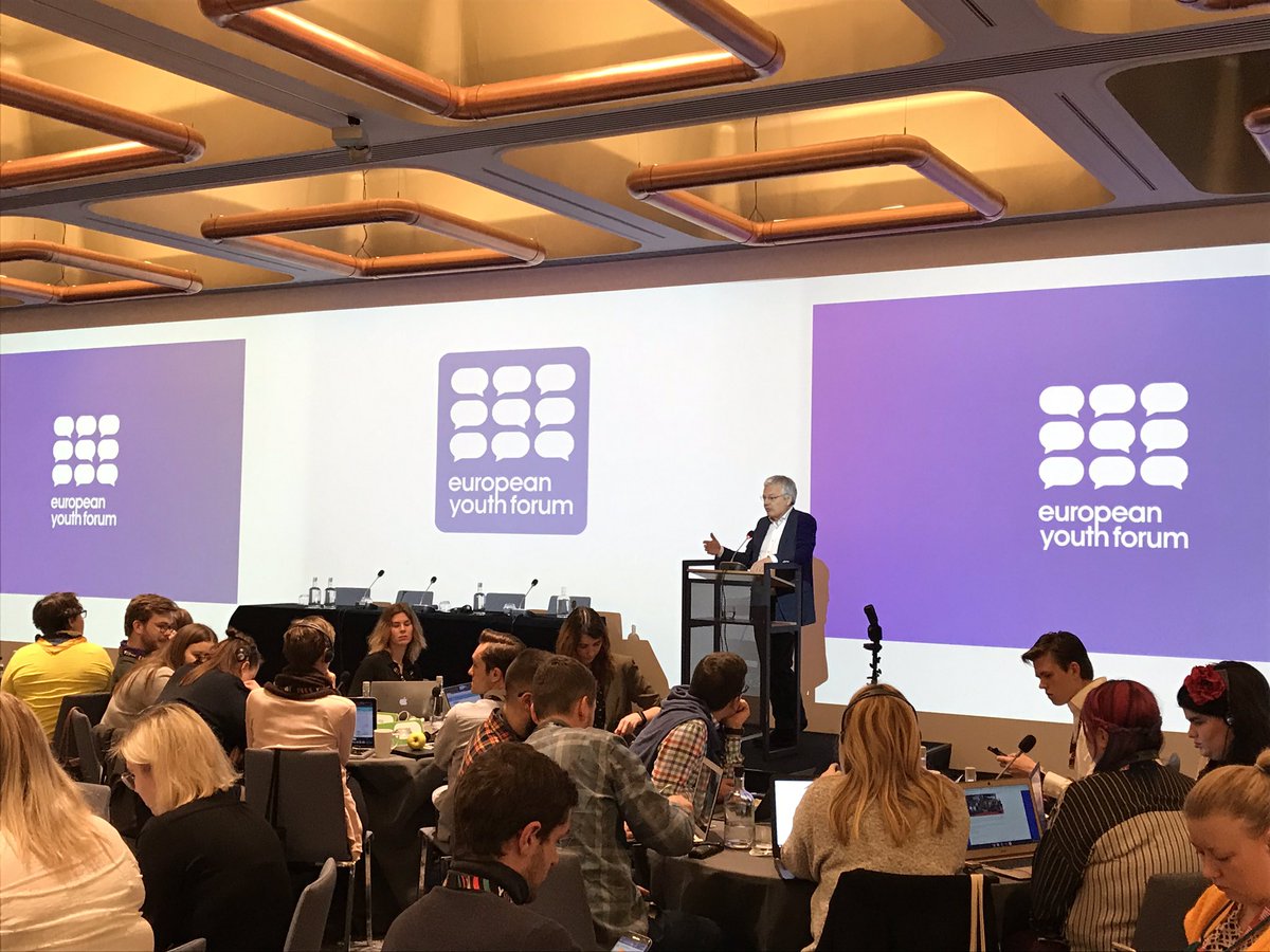 FrancoisBalate's tweet image. This morning, @Youth_Forum welcomes @dreynders, candidate to lead the Council of Europe. Essential point: be the institution that stands for citizens rights under the rule of law. Thanks for hearing the views of youth organisations #ForYouthRights #youthup ⚖️📜🇪🇺💪🤝