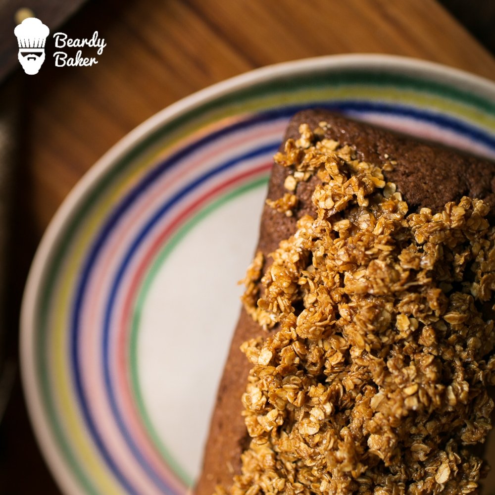 beardy_baker's tweet photo. What's up there with your all-time favourite bakes? We think banana bread is one of those feel-good classics that sends mouthwatering wafts from the oven. Hmmm.
We offer a scrummy banana loaf with salted caramel oat topping. Browse our website or contact us for wholesale. https://t.co/kF6wHJIt22
