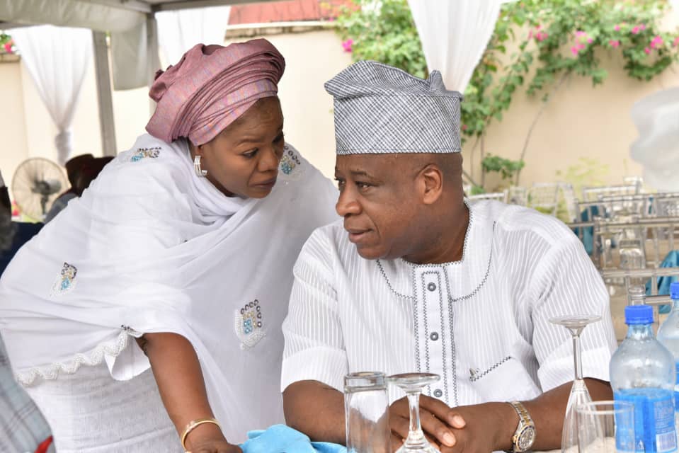 iruvilcda's tweet photo. The Executive chairman of Iru VI LCDA Princess (Hon) Rasheedat Abiodun Adu celebrating the 25th coronation ceremony of His Royal Highness Alayeiluwa Oba Idowu Abiodun Oniru, Akiogun (II)  Oniru of Iru Land and Environs.  Kabiyesi o !!!
Thanks to everyone who celebrated with us. https://t.co/CTQx3Xiets