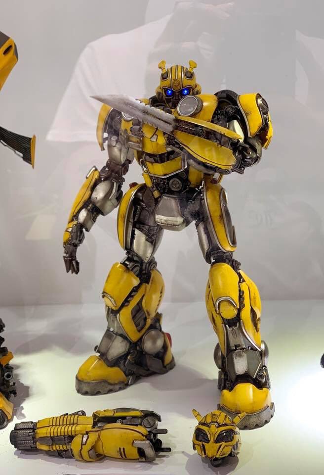 b_racoon's tweet photo. あと、大きいビーも控えてるみたい…(꒪⌓꒪)

Premium Scale Bumblebee 
14inches Tall. 90 Points of Articulation. Diecast Metal Frame

#ComingSoon
#PremiumScale #Bumblebee #Transformers #TransformersBumblebee #3A #ThreeA #WO3A #worldof3A #STS2019 https://t.co/yAzZh7BFRA