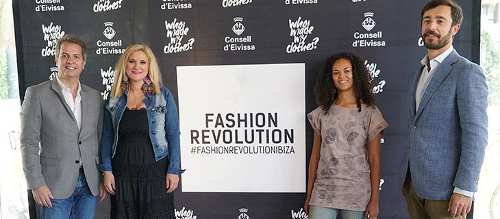 Ibiza_Winter's tweet photo. ¿Sabéis qué es #IbizaFashionRevolution?
Una cita con la moda un cita con la #moda sostenible, responsable y justa.
Descubrid más sobre la #modasostenible en #Ibiza 
👉 https://t.co/TDNlNKgklC
#naturaladlib https://t.co/ykQTFSXNtE