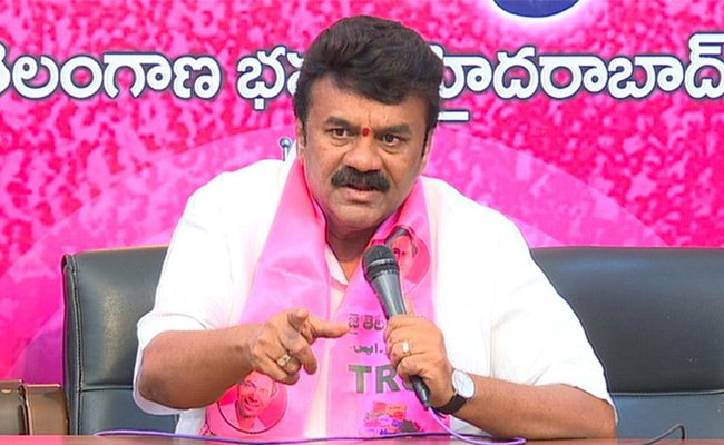SakshiNews's tweet photo. బాబూ.. 4 ఓట్ల కోసం ఇన్ని చిల్లరేషాలా: తలసాని : https://t.co/VG0Rqot5VB #APElections2019 #TRS #ChandrababuNaidu #TalasaniSrinivasYadav https://t.co/hkg6ab8DfP