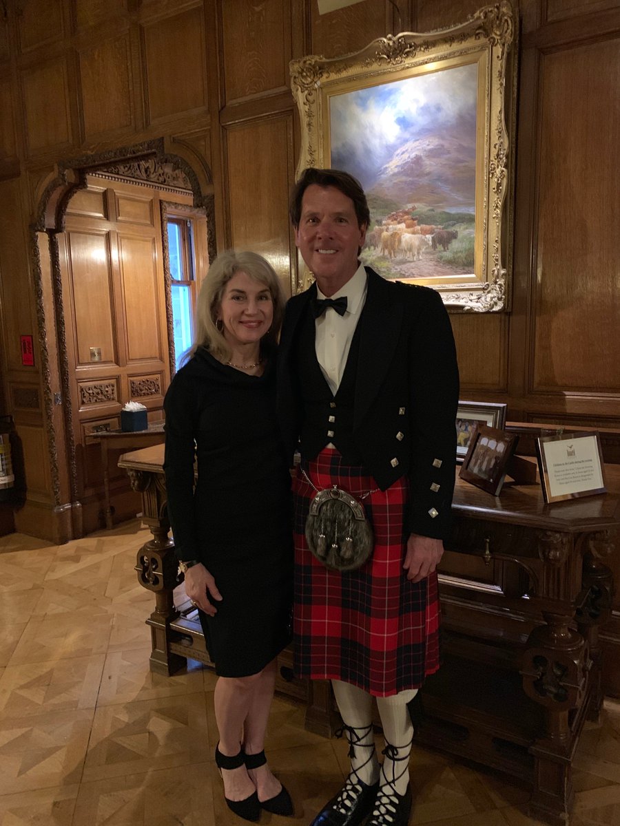 StevenAgee's tweet image. Arrived in Scotland for the AACSB International Conference &amp;amp; Annual Meeting.  Enjoyed a lovely dinner with Sue Ann Arnall and met other guests from around the world, including the former U.S. Ambassador to Jamaica!  #OCUMSB