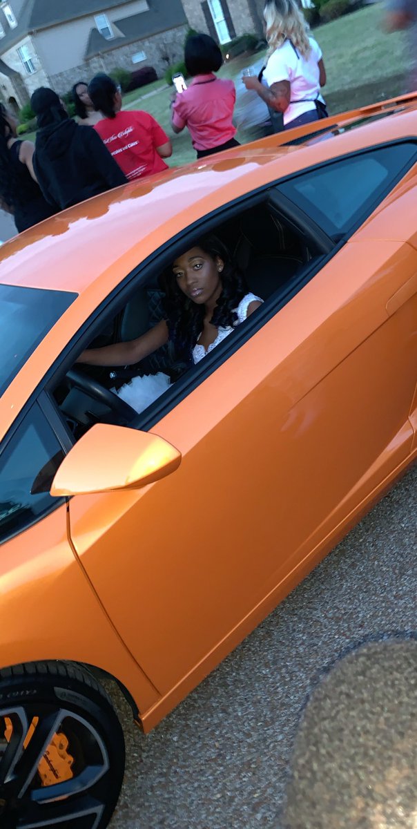 lolaalivee's tweet photo. #RAISINGHELL #DEVILSNIGHTMARE #ALLHELLBROKELOOSE Prom 2K19 https://t.co/IDngtt24ad