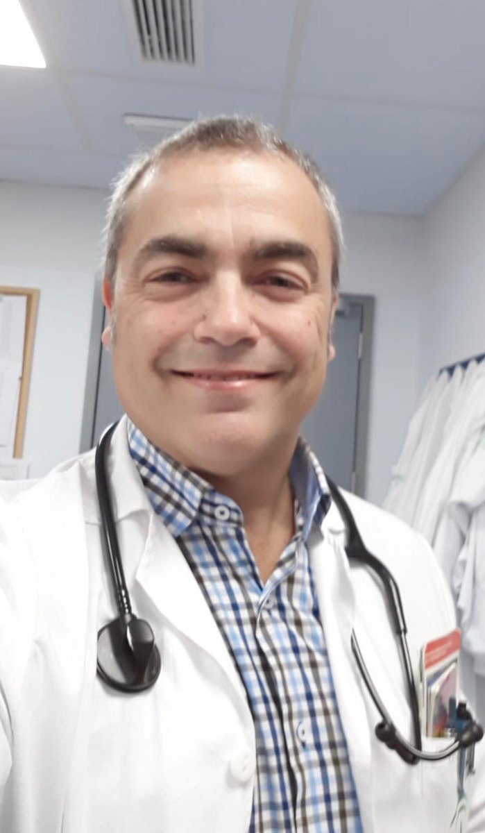hospital_hvn's tweet photo. Gran trabajo el que lleva realizando nuestro intensivista @jmpv68 en la Coordinación de Traplantes #Granada.   Enhorabuena por tu nuevo reto para seguir consolidando este programa en @TrasplantesAnd @saludand. https://t.co/85ZORdLpci