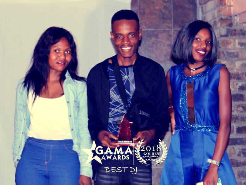 Interview with DJ Chris Cashius from Lephalale, Limpopo kasimusicmagazine.com/2019/04/13/int…