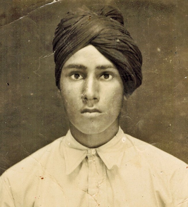 My grandfather, aged 15, in 1919, just after the #AmritsarMassacre. Along with 1000s, he was arrested and sentenced to hang for protesting against the mass murder. He escaped. Today please remember the many others imprisoned & hanged for demanding freedom from Colonial rule