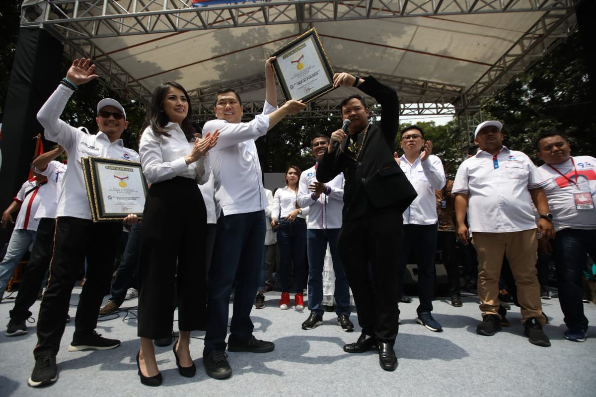 BREAKING NEWS!!! KOMITMEN PERJUANGKAN RAKYAT KECIL, PARTAI PERINDO SABET 3 REKOR DUNIA SEKALIGUS!!! #3RekorDuniaPerindo #2019GuePerindo #Coblos9Perindo #17AprilCoblosPerindo