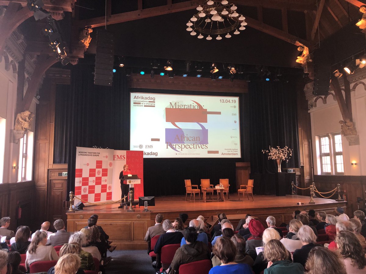 FEPS_Europe's tweet photo. Hedi Giusto, FEPS Senior Policy Advisor, expert on migration, opens #Afrikadag2019 on behalf @FEPS_Europe #migration is not about numbers, statistics but about people! 🗺 let’s discuss together how to build bridges between EU-Africa, a strategic partnership #peoplecentred ✅ https://t.co/8bMYsMvGBm