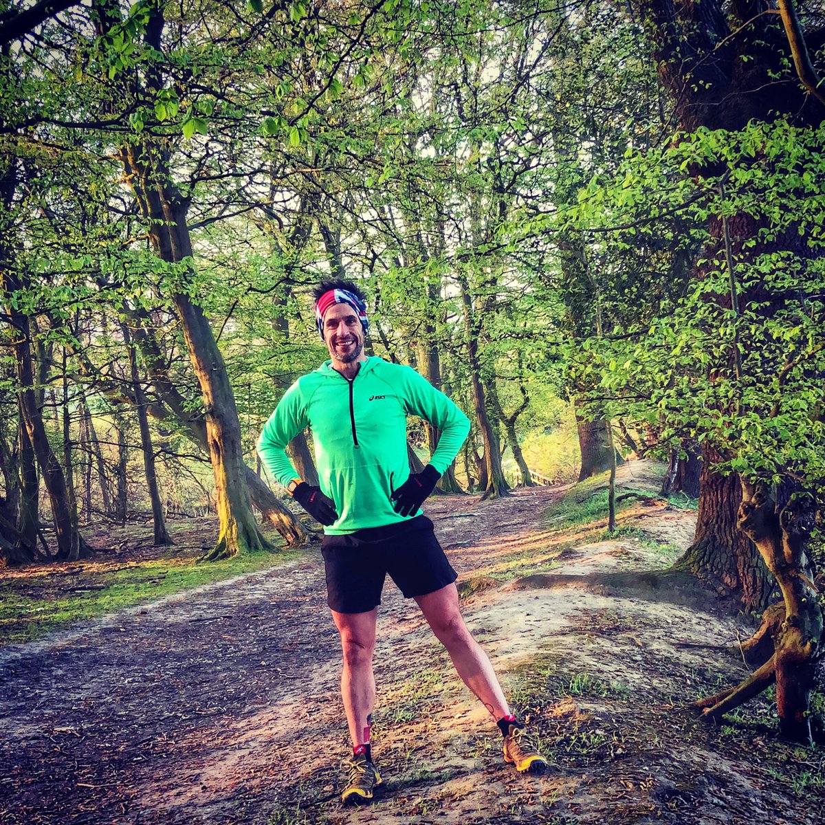 PaulCelebSuett's tweet image. What a lovely morning over Weald park, and hour run to warm up and then @brentwoodpkrun ,  a change of course route ( the Big Dipper ) today made it tougher, tricky but fun.

#MMRun no.15 @MegaMeterRun 50 x 5km incorporated in the run

#instahealth #parkrun #active #runchat