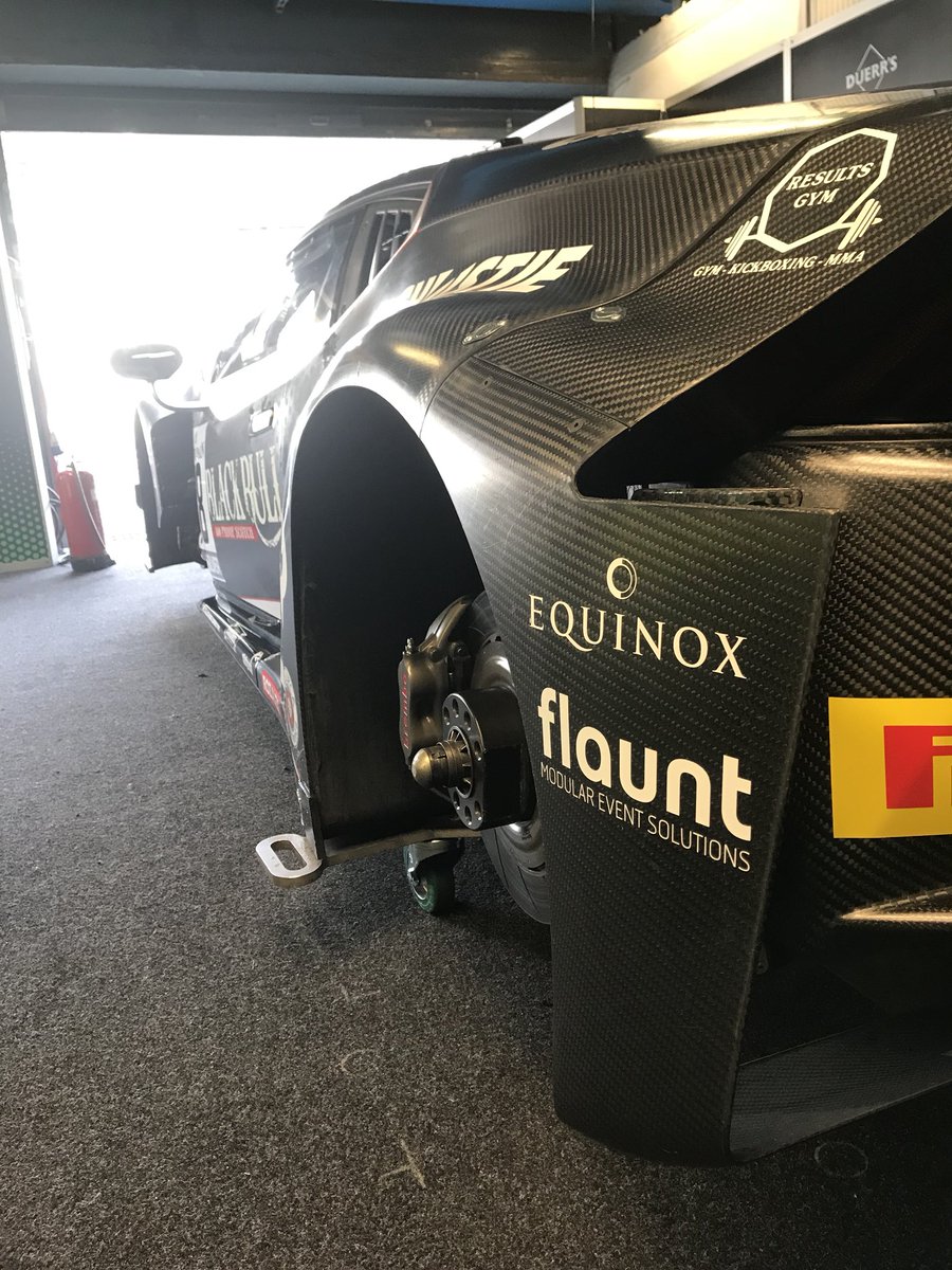 SMitchellRacing's tweet photo. FP1 starting shortly this morning here at @Autodromo_Monza . Fantastic to have two new partners for this season. Welcome on board @EQUINOXDESIGNUK and @flaunt_uk 😃 https://t.co/lqh21hH62t