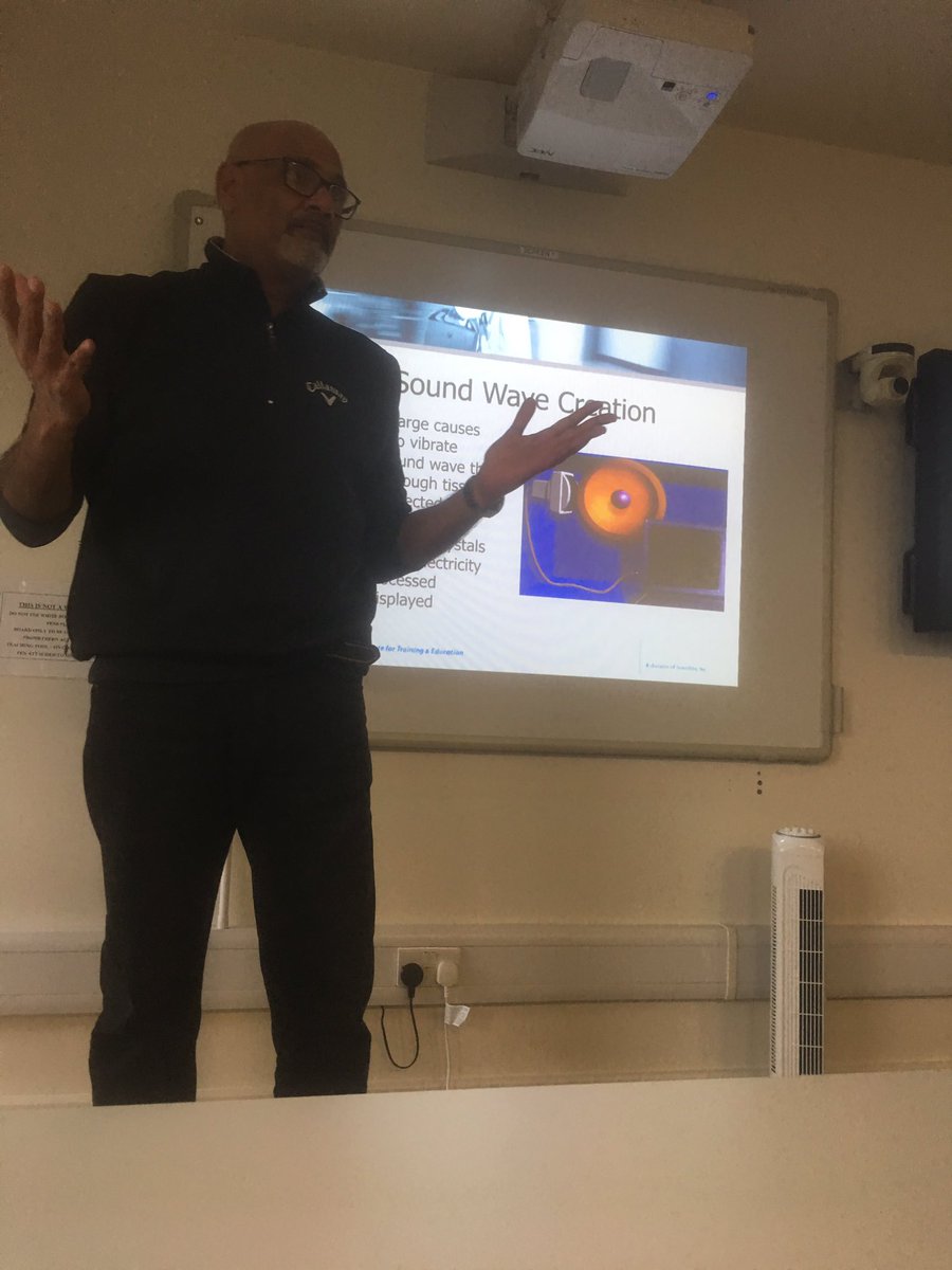 Ultrasound day is underway!@UCCEmergencySoc