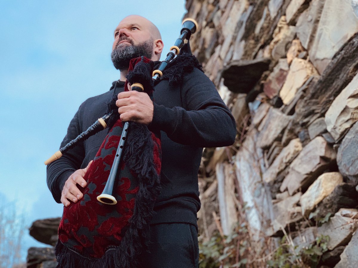 Anabelenpalenc1's tweet photo. Por fin, hoy a las 21:00 en Bembibre concierto de @brasrodrigo no te lo puedes perder!!!
🎟 anticipada 8€ taquilla 10€
#bembibre #bembibredigital #brasrodrigo #ApauseinNewyork #musicacelta #musicasdelmundo #musicadegaita #gaita #compositor #musicaautentica #mejorplan https://t.co/QM20Lb2CWs